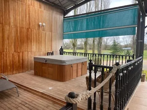 Domaine De La Belliere Otel Villars-les-Dombes